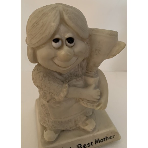 Vtg Russ Wallace Berries Set World's Best Father and Best Mother Figurines 1970 - Picture 7 of 10